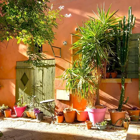 Duplex Atypique Centre Historique Apartament Hyères